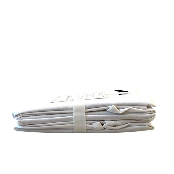 CUPCAKES & CASHMERE Set Of 4 Embroidered Bat With Bow Napkins - Picture 4 of 7